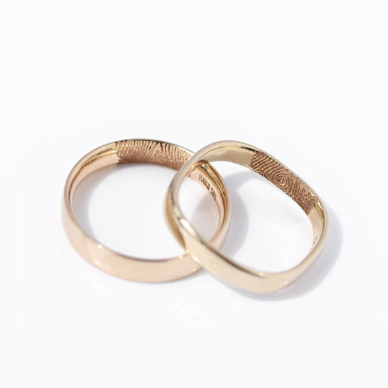 Fingeraftryk indvendig i vielsesringe