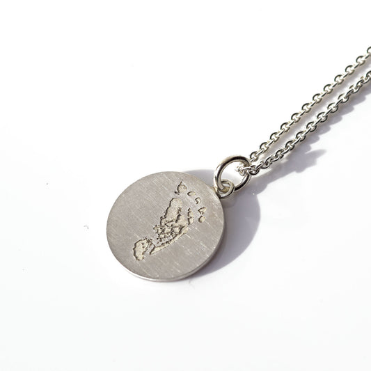 Fodaftryk i vedhæng